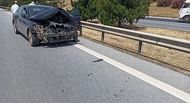 Tarsus'ta otomobil kaza yaptı