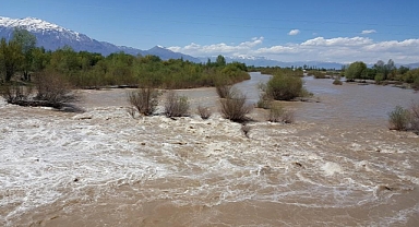 Yağışlar Nehirlere bereket oldu