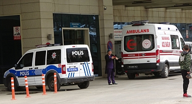 Zırhlı polis aracı ile kamyonet çarpıştı