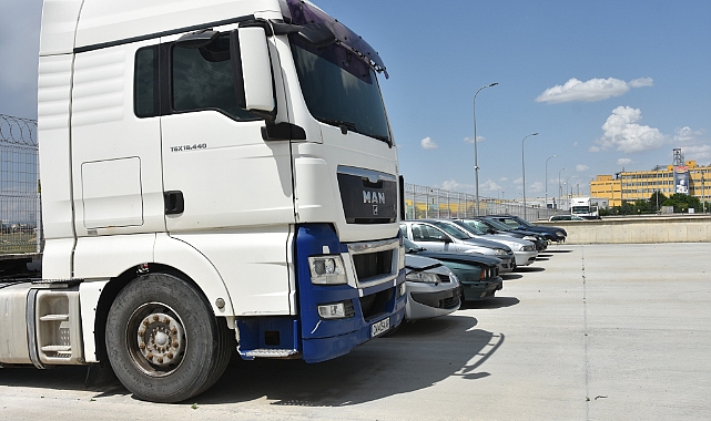 240 milyonluk vurgun yapmaya çalışan kaçakçılara darbe