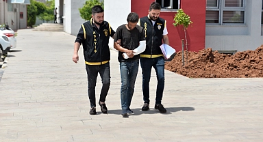 Adana'da jakuzide yakalanan hırsız tutuklandı