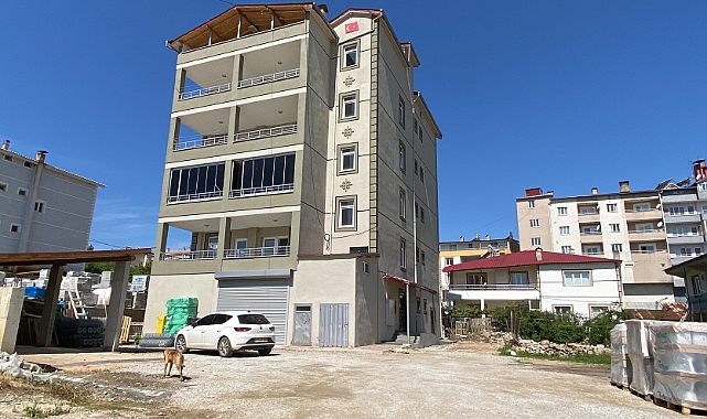 Adana'da jandarma komutanı evinde ölü bulundu