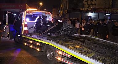 Adana'da yunus polisleri ile otomobil çarpıştı