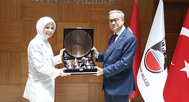 Aile ve Sosyal Hizmetler Bakanı Göktaş, Diyarbakır Valiliğini ziyaret etti