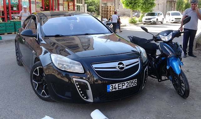 Aniden dönen otomobil kazaya neden oldu: 2 yaralı