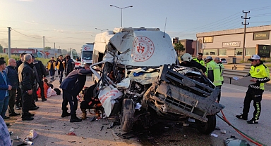 Bursa'da feci kaza! 1 ölü, 16 yaralı