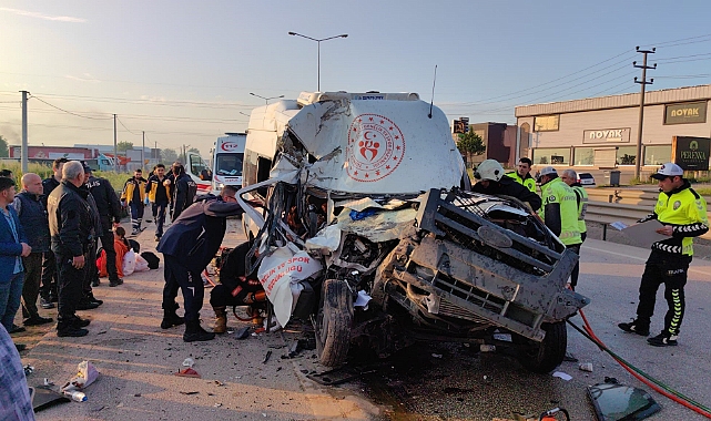Bursa'da feci kaza! 1 ölü, 16 yaralı
