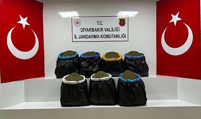 Diyarbakır'da kilolarca esrar ele geçirildi