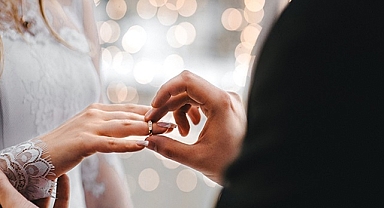 Evlilik vaadiyle dolandırılanları ilgilendiren karar