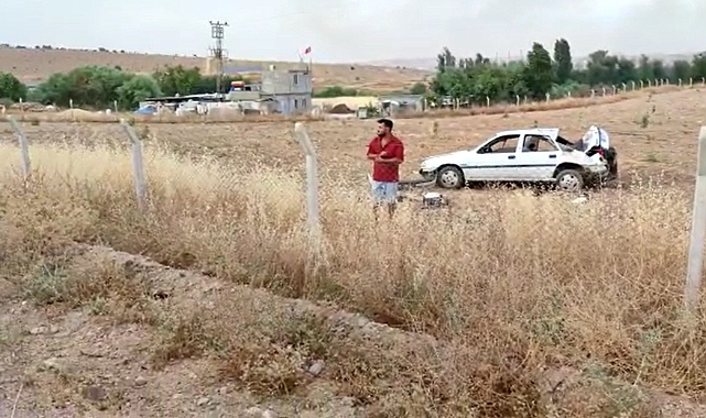 Gaziantep'te otomobil tarlaya uçtu