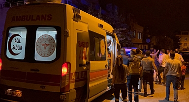 Genç kız dehşet saçtı: 3 yaralı