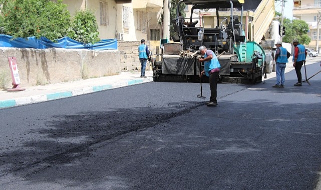 Haliliye'de asfalt çalışmaları devam ediyor