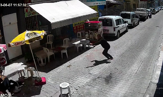 Mersinde silahlı kavga!