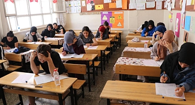 Öğrenciler Başkan Canpolat'a teşekkür etti