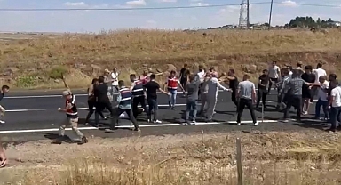 Siverek’te yolu kapatan şahsa meydan dayağı