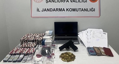 Urfa'da doktor ve eczane çalışanları yakalandı