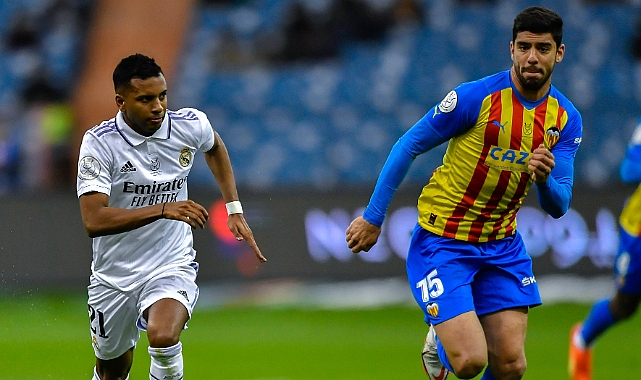 Valencia, Cenk Özkacar'ın bonservisinin alındı
