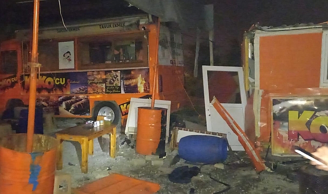 Yolcu otobüsü ile otomobil çarpıştı: 2 ölü, 2 yaralı