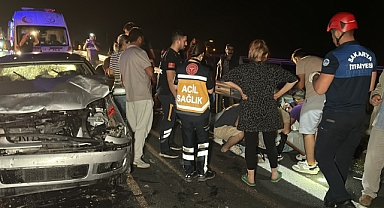 5 aracın karıştığı kazada 14 kişi yaralandı