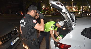 Adana'da huzur ve güven uygulaması:53 şahıs yakalandı