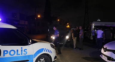 Adana'da parkta silahlı saldırı: 2 yaralı