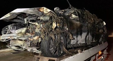 Ankara’da kazaya karışan iki araç alev topuna döndü: 6 yaralı