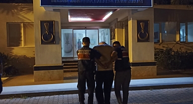 Antalya'da 15 yıl hapis cezası ile aranan şahıs yakalandı