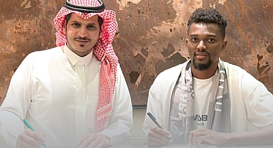 Bernard Mensah yeni takımı Al-Tai oldu