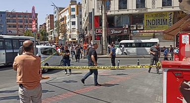 Cadde ortasında kurşun yağmuruna tutulan genç öldü