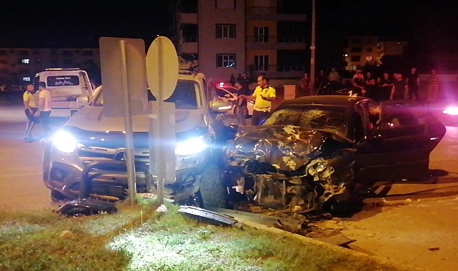 Düğün konvoyunda trafik kazası: 7 yaralı