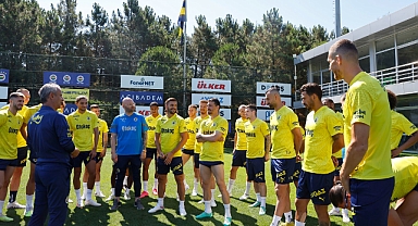 Dusan Tadic, Fenerbahçe'de ilk antrenmanına çıktı