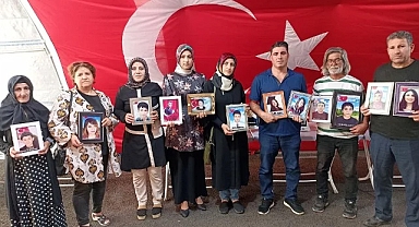 Eğitim Bir Sen'den Nöbet Annelerine ziyaret!