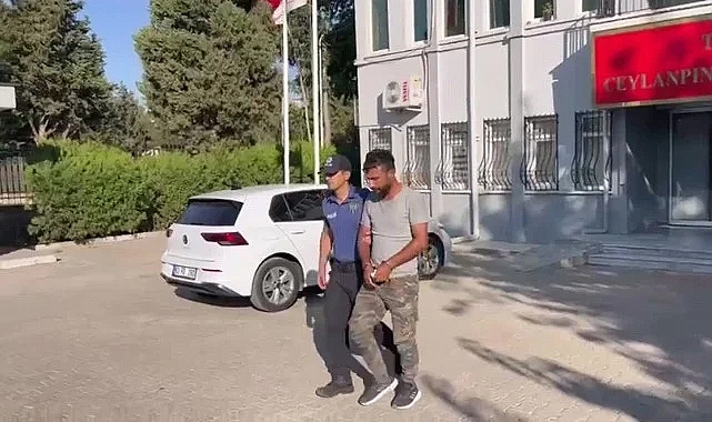 Hırsızlıktan aranıyorlardı yakayı ele verdiler!