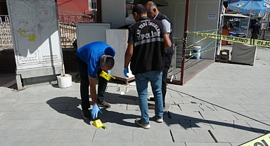 Husumetlisini iş yerinde pompalı tüfekle vurdu