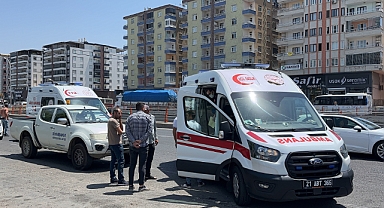 İki minibüsün çarpıştığı kazada 2 kişi yaralandı