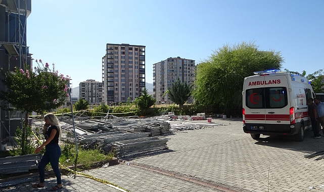 İnşaat iskelesi çöktü: 1 işçi öldü, 2’si yaralandı