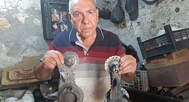 Kapı sesleri 58 yıldır onun yaptığı tokmaklardan çıkıyor