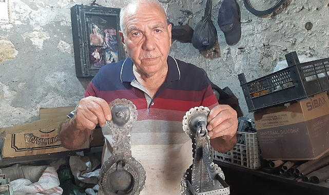 Kapı sesleri 58 yıldır onun yaptığı tokmaklardan çıkıyor