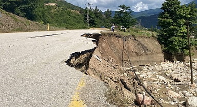 Karabük'te sağanak heyelanlara neden oldu