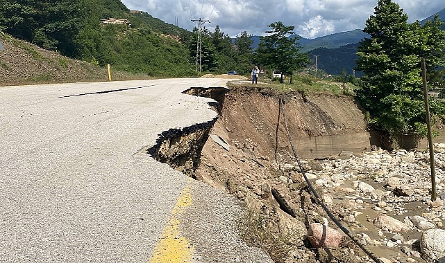 Karabük'te sağanak heyelanlara neden oldu