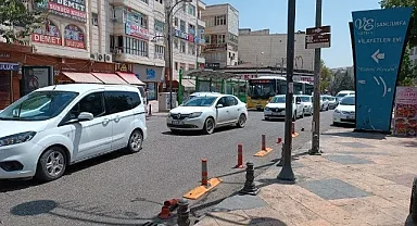 Kent merkezinde hatalı park uzun kuyruğa neden oldu!