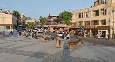 Mardin, sıcak havaya rağmen turistlerin rotasında