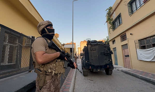 Mersin'de DEAŞ'a şafak operasyonu: 6 gözaltı kararı