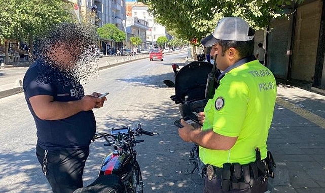 Motosiklet sürücülerine ceza yağdı