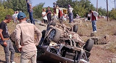 Osmaniye’de otomobil şarampole devrildi, 2 yaralı