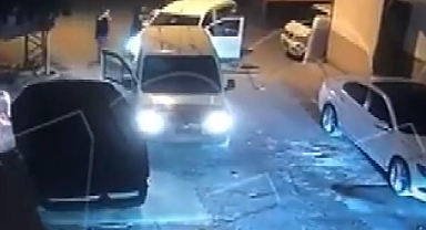 Oto hırsızı kaçmaya çalışırken kıskıvrak yakalandı