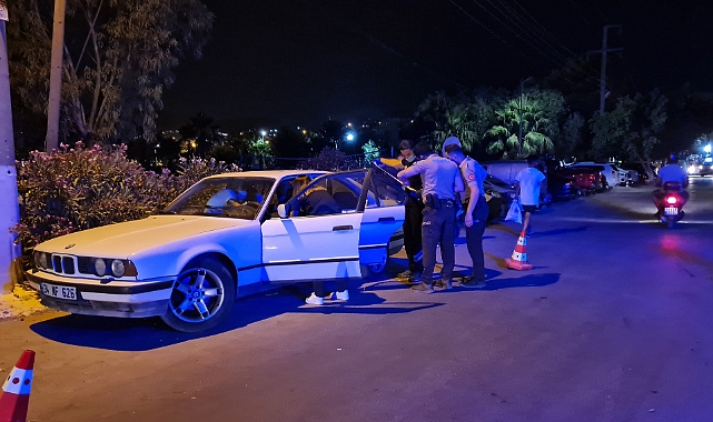 Otomobilinde cesetle karşılaştı, hayatının şokunu yaşadı