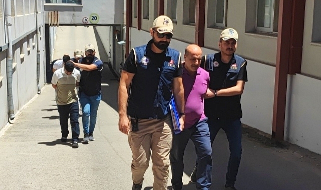 PKK talimatıyla orman yakan ve onu finanse eden 6 kişi yakalandı