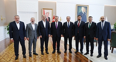 Sağlık-Sen’den Bakan Koca’ya ziyaret