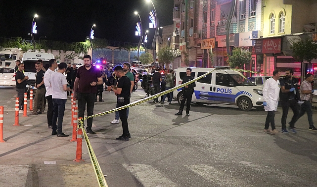 Şanlıurfa'da akraba kavgasında 1’i polis 3 yaralı